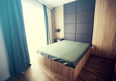 Slaapkamer met hout afwerkt